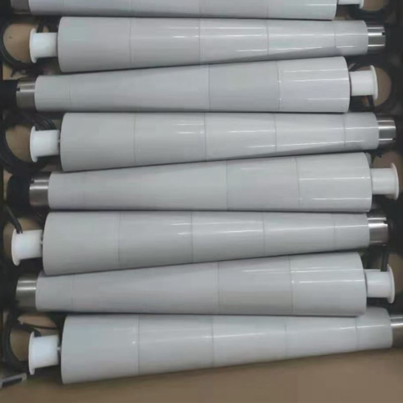 Rouleau &agrave; manches effil&eacute;es