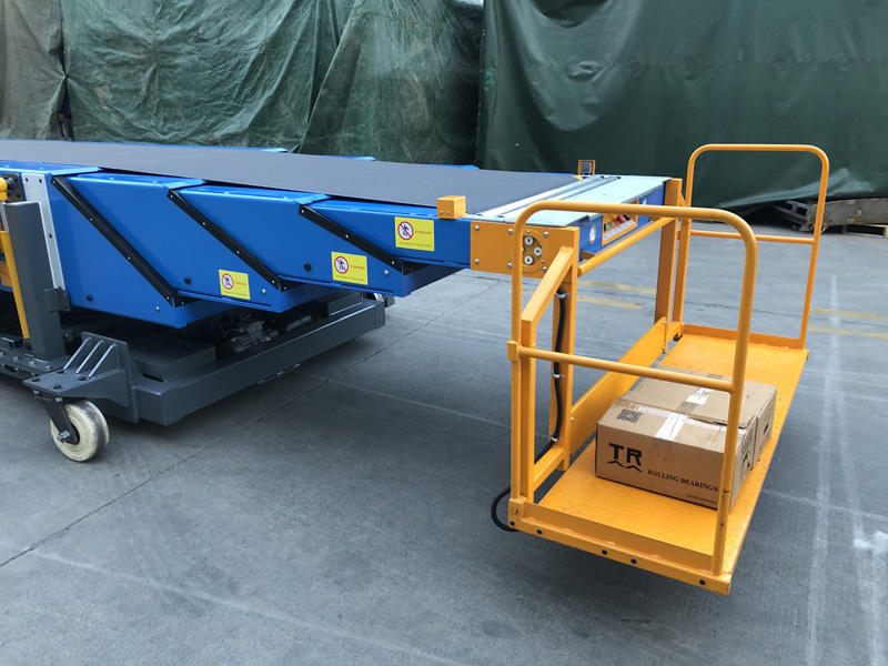 Convoyeur &agrave; courroie t&eacute;lescopique de type mobile