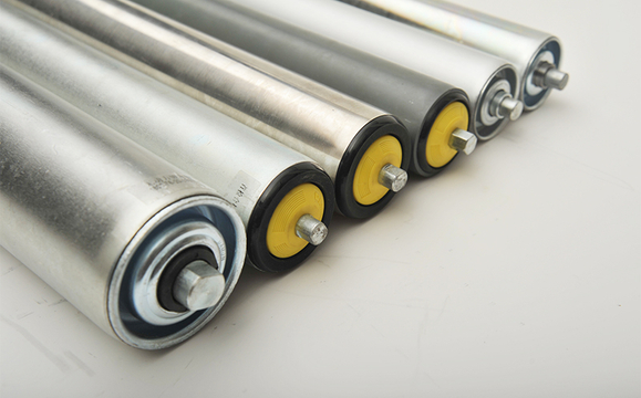 Rouleau de convoyeur par gravité