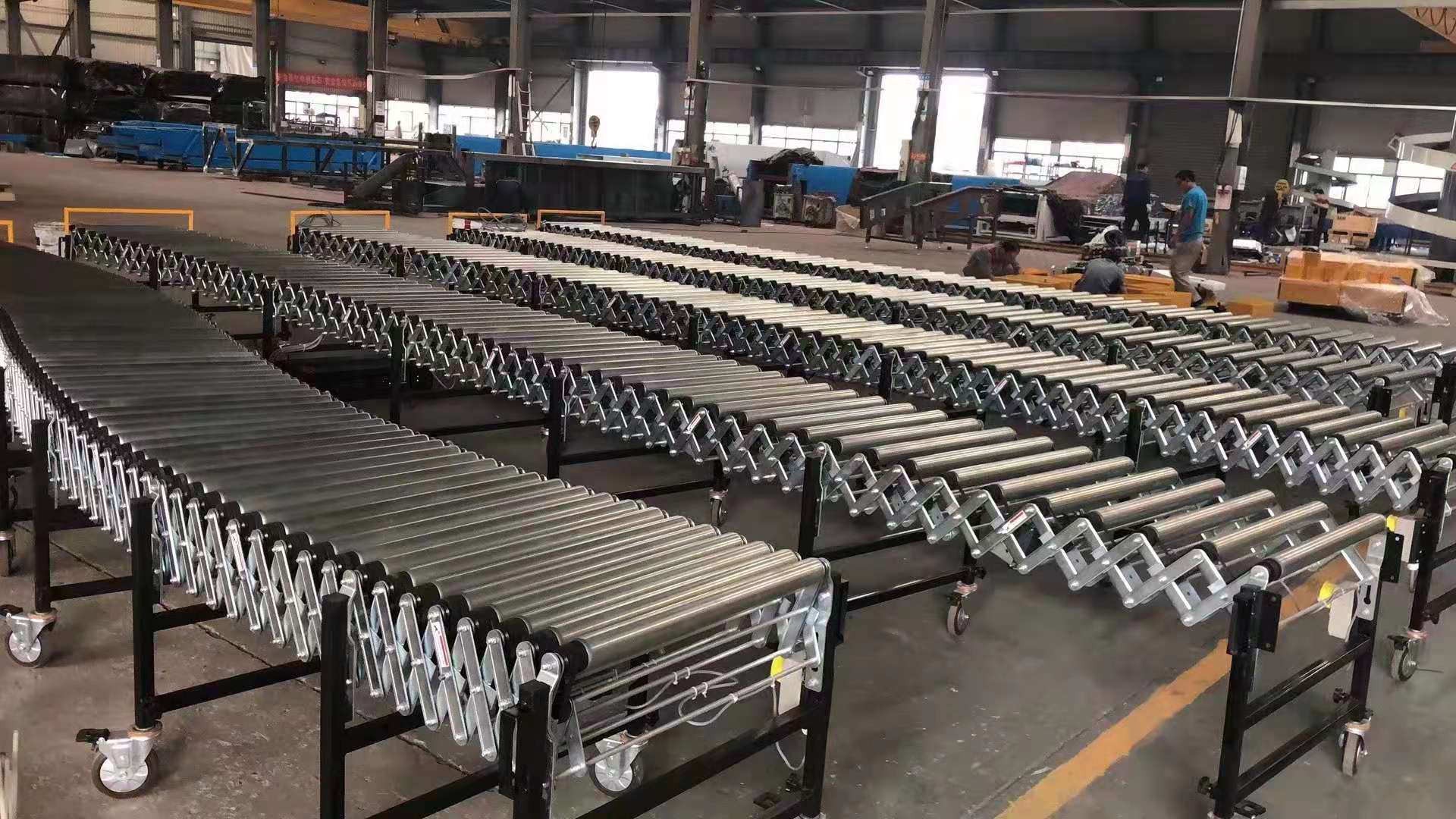 convoyeur &agrave; rouleaux flexible