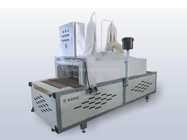 Plumeau efficace pour gratter les chats